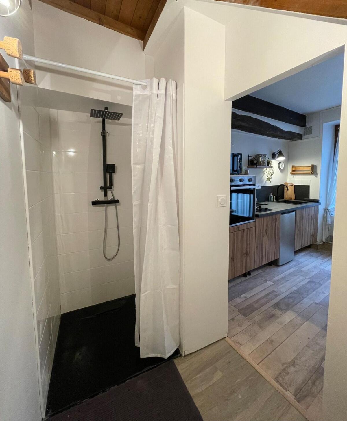 אבלון "La Petite Maison" Triplex Au Centre Ville - Les Terres Du Roy מראה חיצוני תמונה
