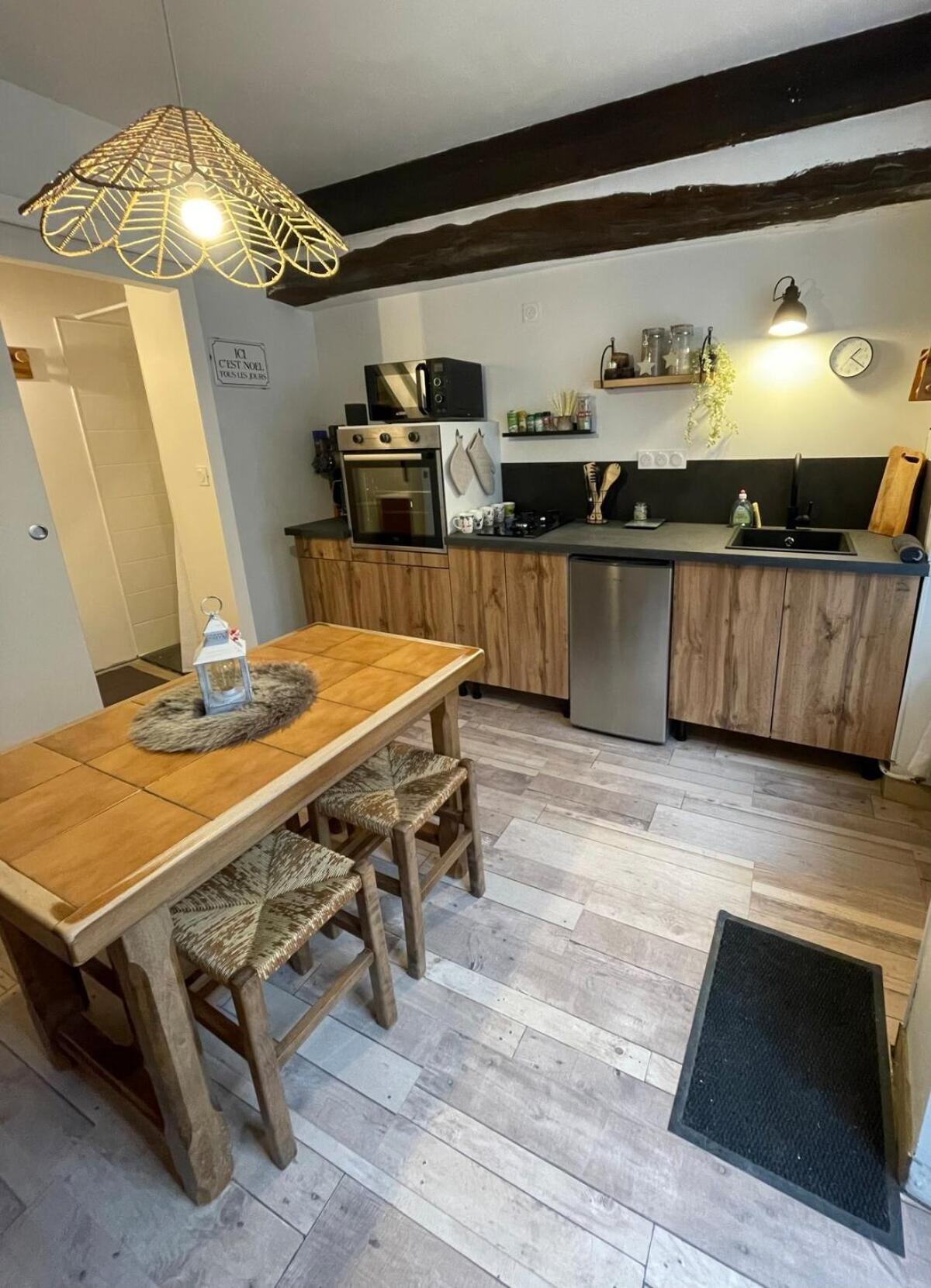 אבלון "La Petite Maison" Triplex Au Centre Ville - Les Terres Du Roy מראה חיצוני תמונה